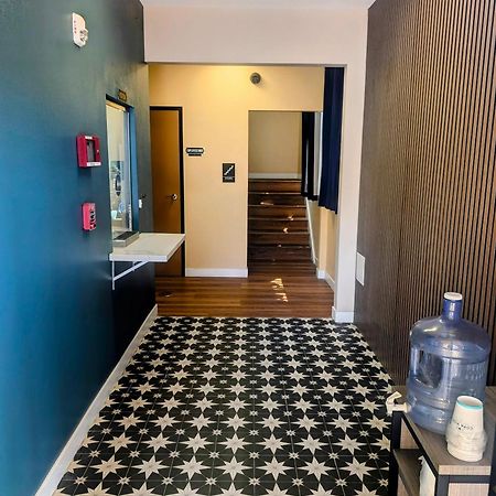 Star Inn Hotel Maywood Dış mekan fotoğraf