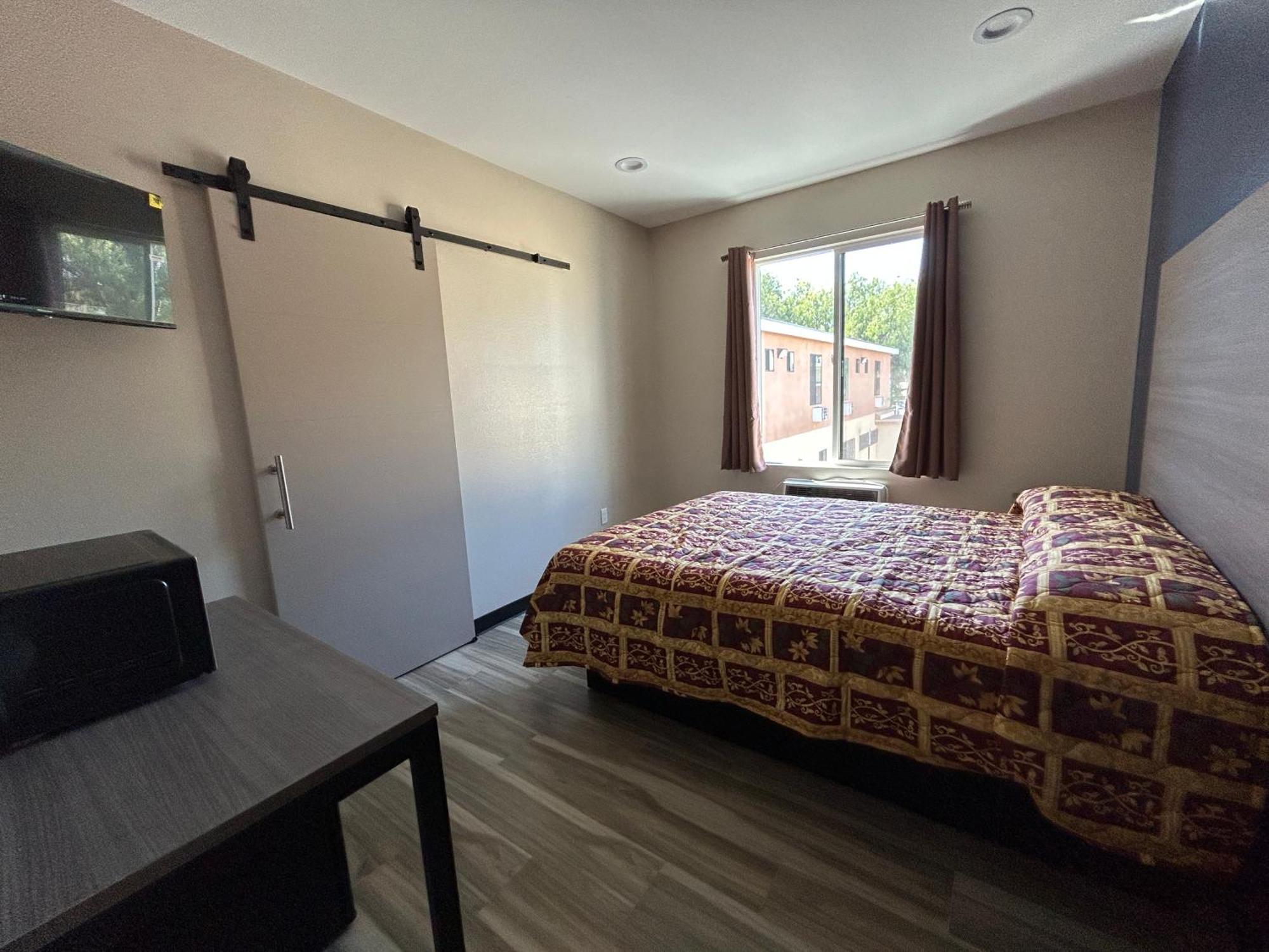 Star Inn Hotel Maywood Dış mekan fotoğraf